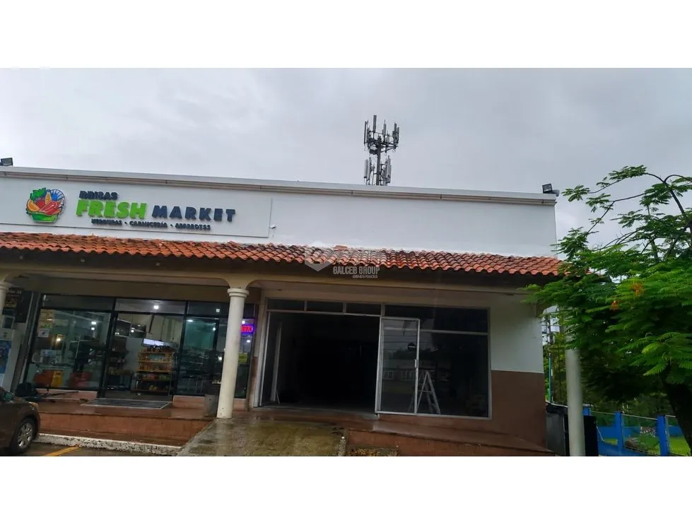 COMMERCIAL SPACE FOR RENT BRISAS DEL GOLF 175M 2 BATHROOMS GROUND FLOOR