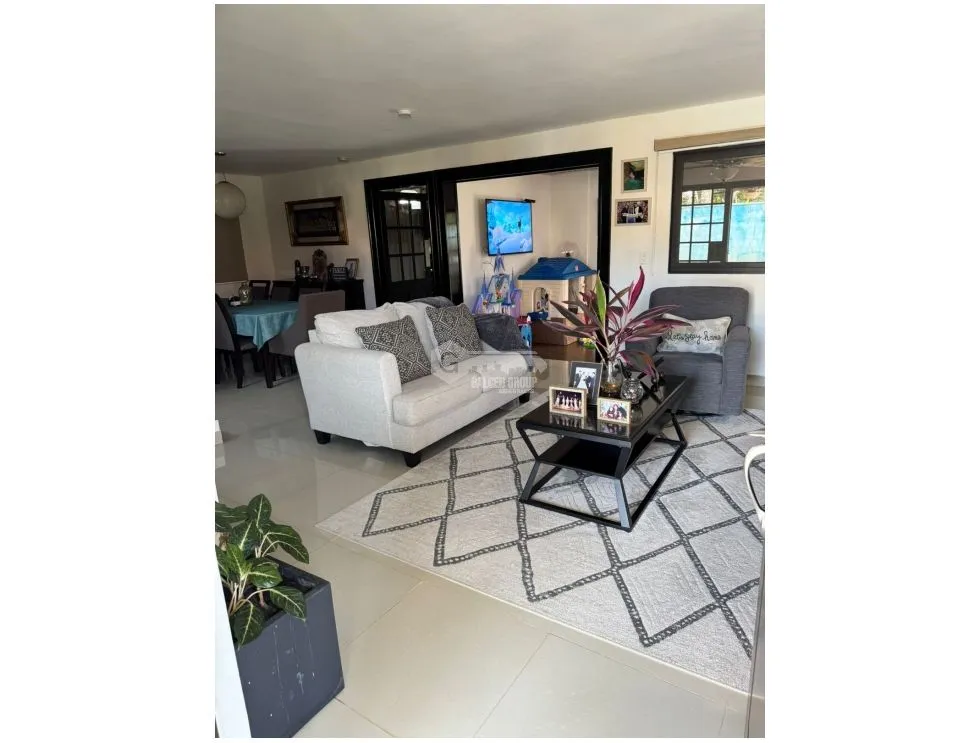 SE VENDE CASA EN COSTA VERDE PH SUNSET HILLS 328M CON AMPLIA TERRAZA