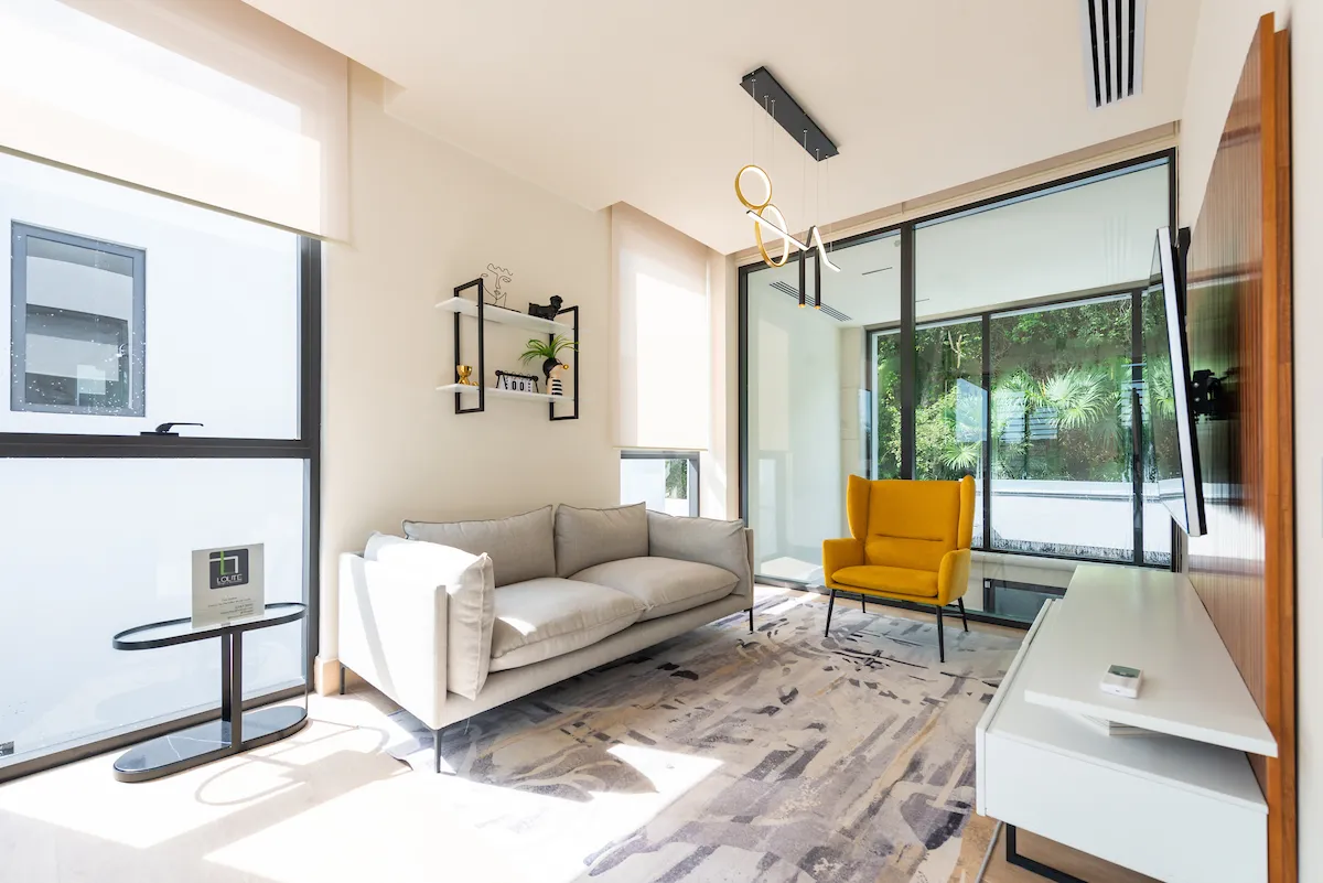 Espectacular Casa Unifamiliar Independiente  Máxima Amplitud y Entrega Inmediata