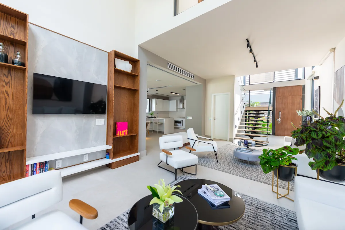 Espectacular Casa Unifamiliar Independiente  Máxima Amplitud y Entrega Inmediata