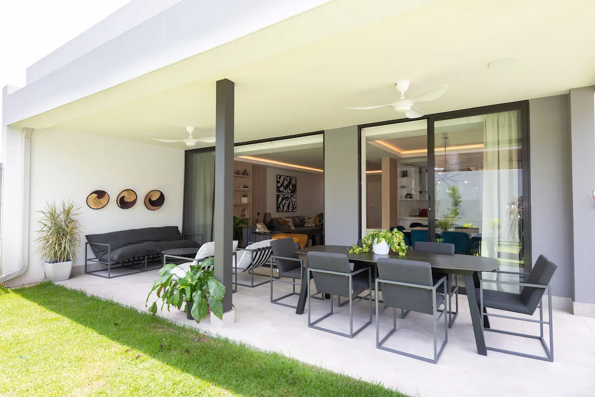 Stunning Premium Duplex Home with Spacious Lot - Immediate Delivery!