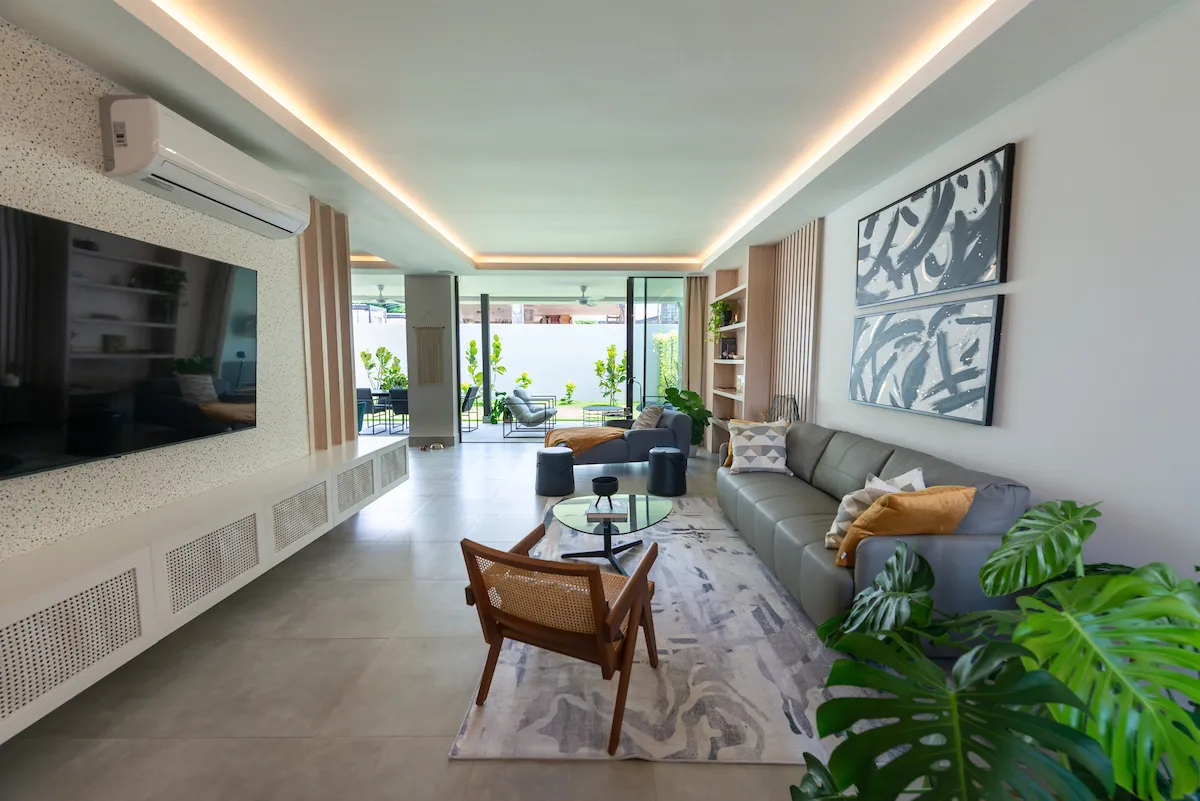Stunning Premium Duplex Home with Spacious Lot - Immediate Delivery!