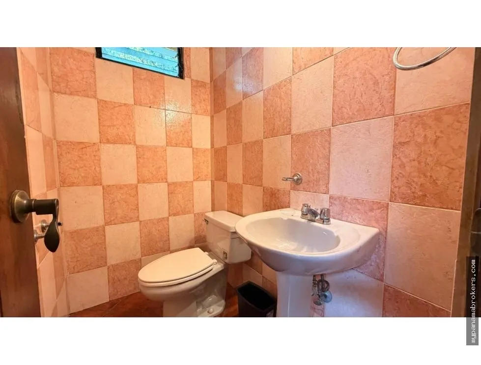 Дом в Cerro Azul на продажу