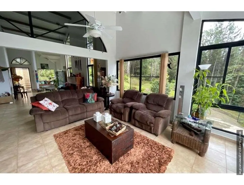 House for Sale in Altos de Cerro Azul