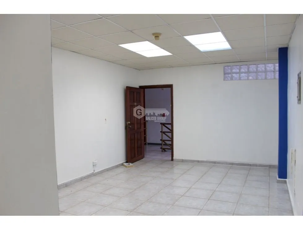 CALLE 50 / OFFICE / PLAZA CARIBE / 43M / PARTITIONED / UPPER FLOOR