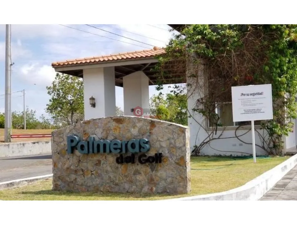 LAND FOR SALE IN CORONADO PALMERAS DEL GOLF 1100 M2 PAVED ROAD