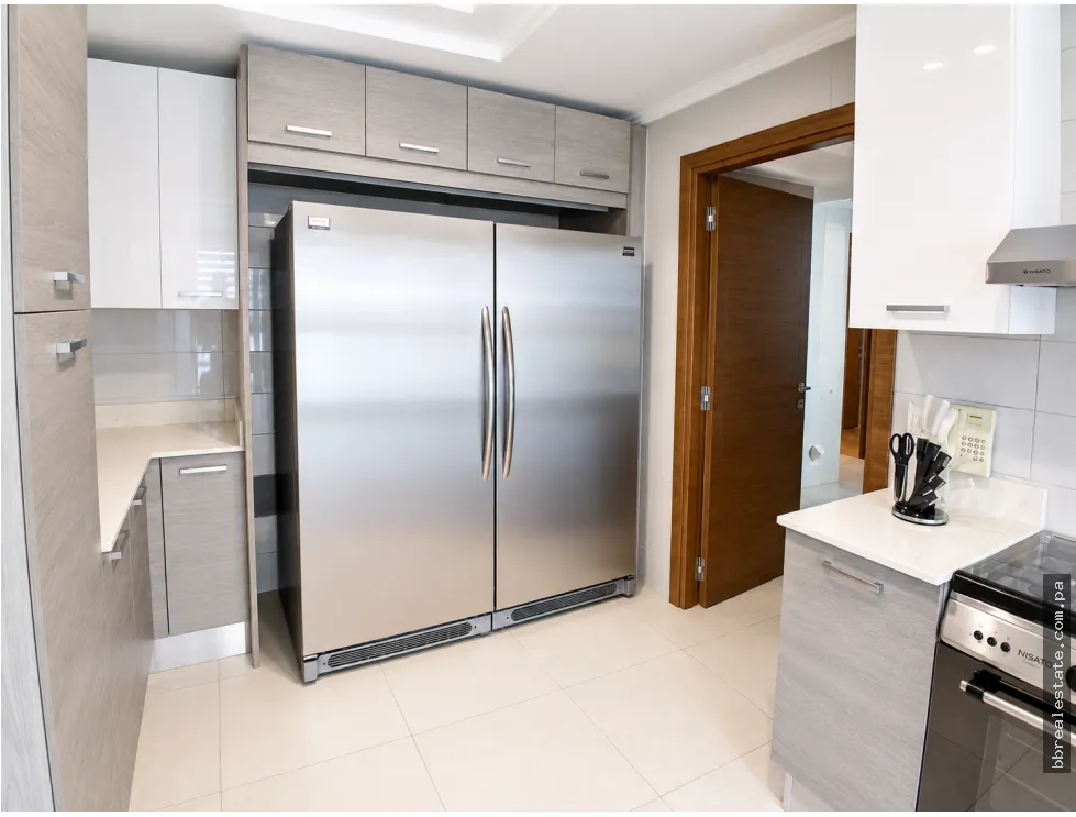 Sale of Furnished Apartment in PH Park Lane, Costa del Este