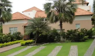 Villa 5 bedrooms and pool at Costa Blanca villas