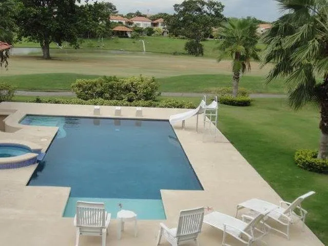 Villa 5 bedrooms and pool at Costa Blanca villas