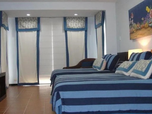 Villa 5 bedrooms and pool at Costa Blanca villas