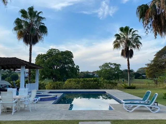 Villa 5 bedrooms and pool at Costa Blanca villas