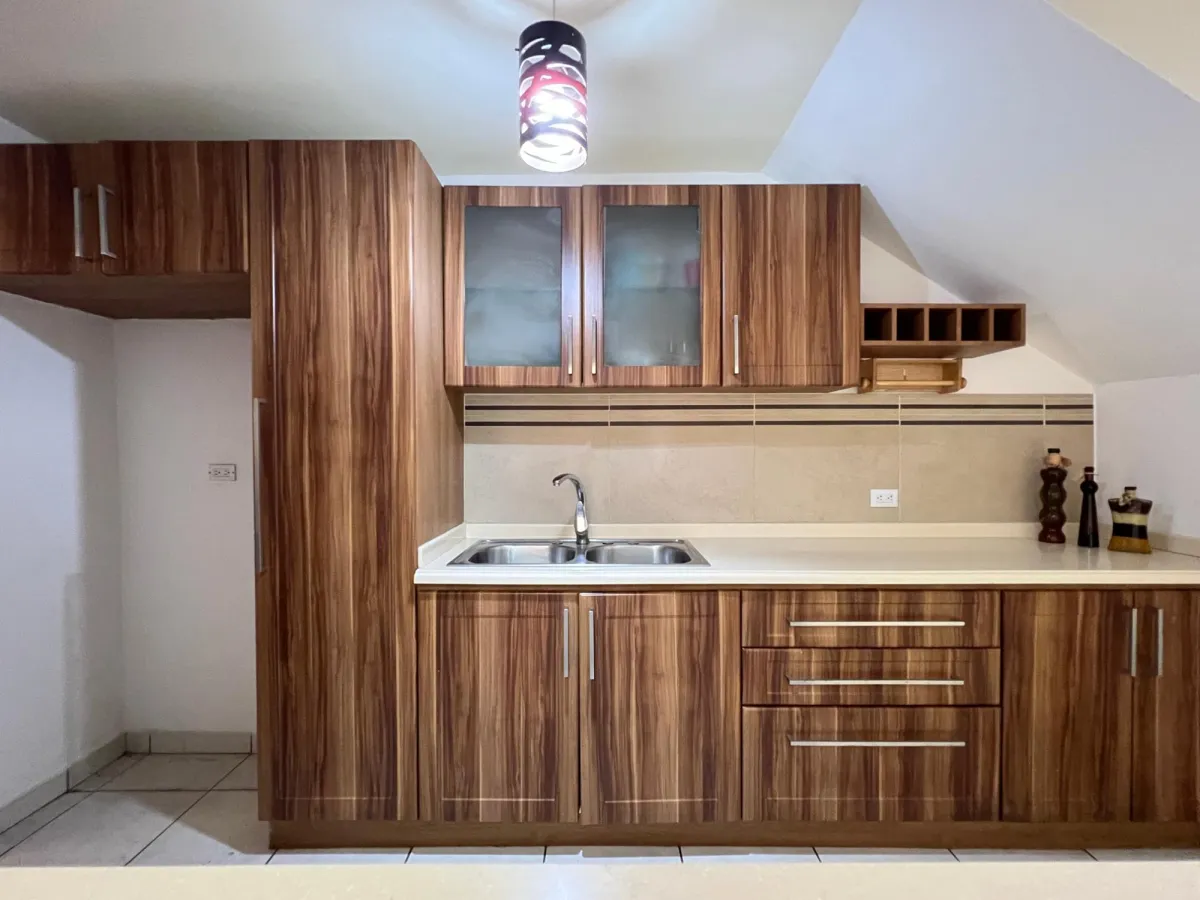 HOUSE for SALE in Condado del Rey