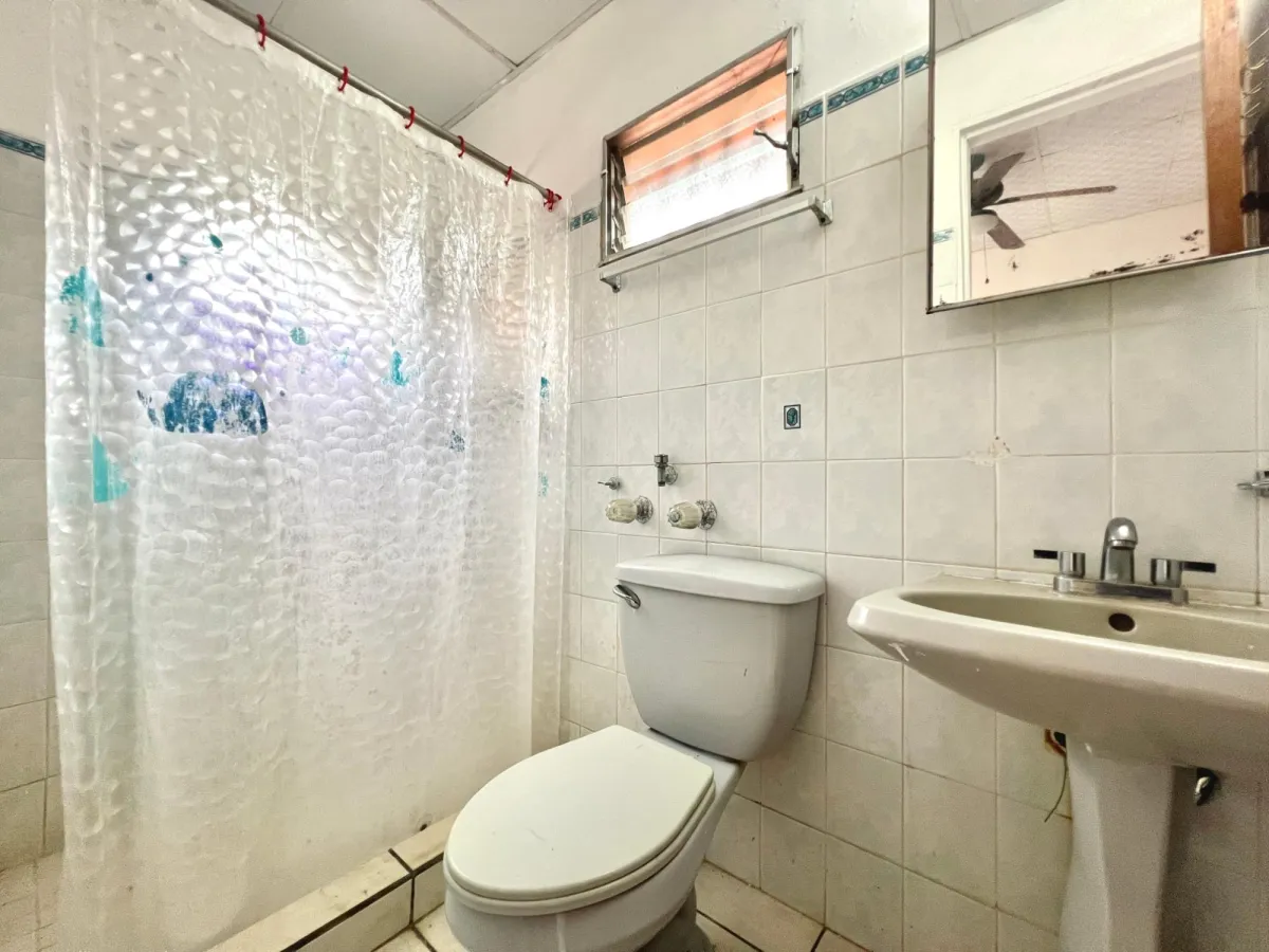 HOUSE for SALE in Condado del Rey