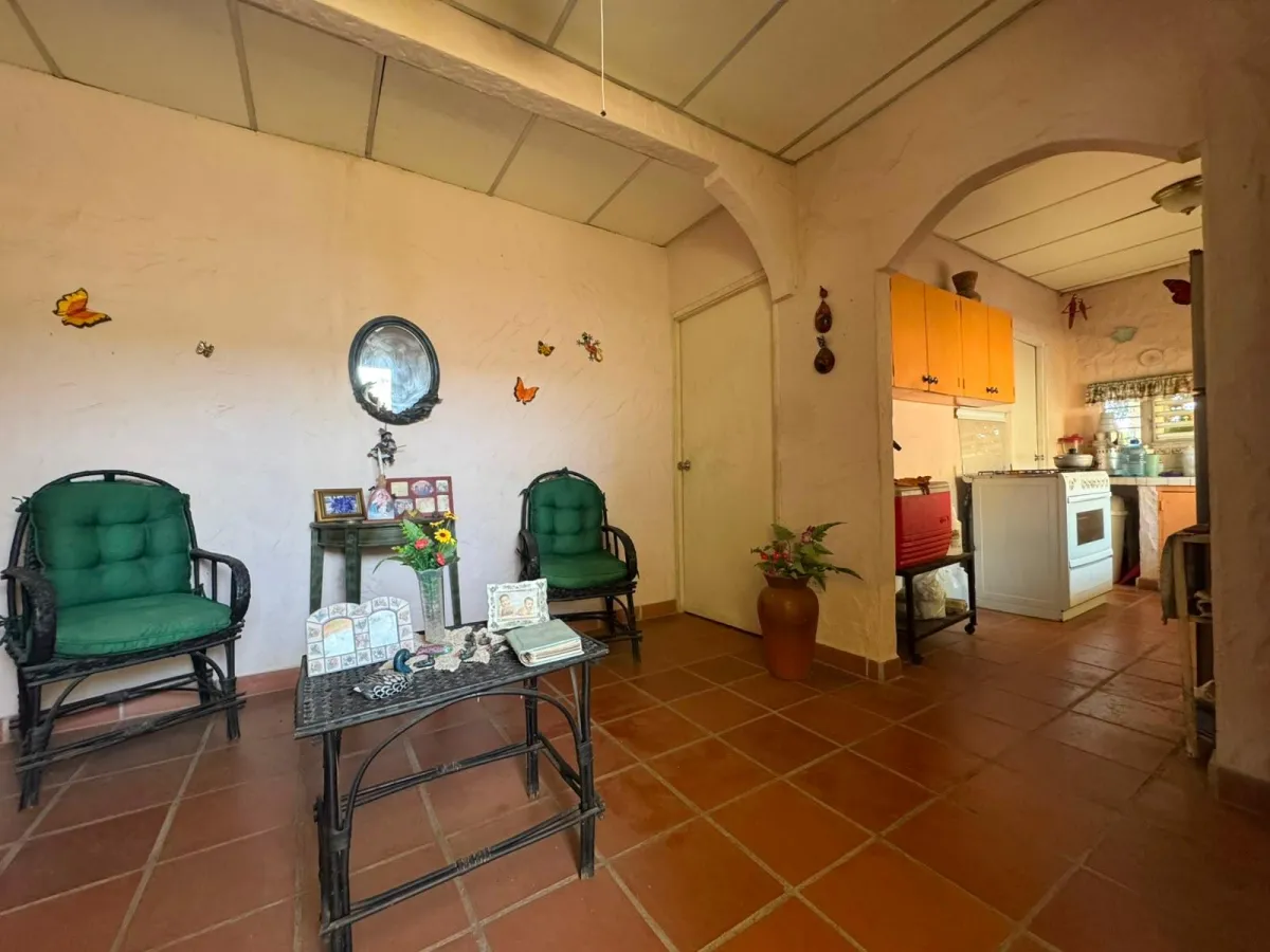HOUSE FOR SALE IN SAN CARLOS