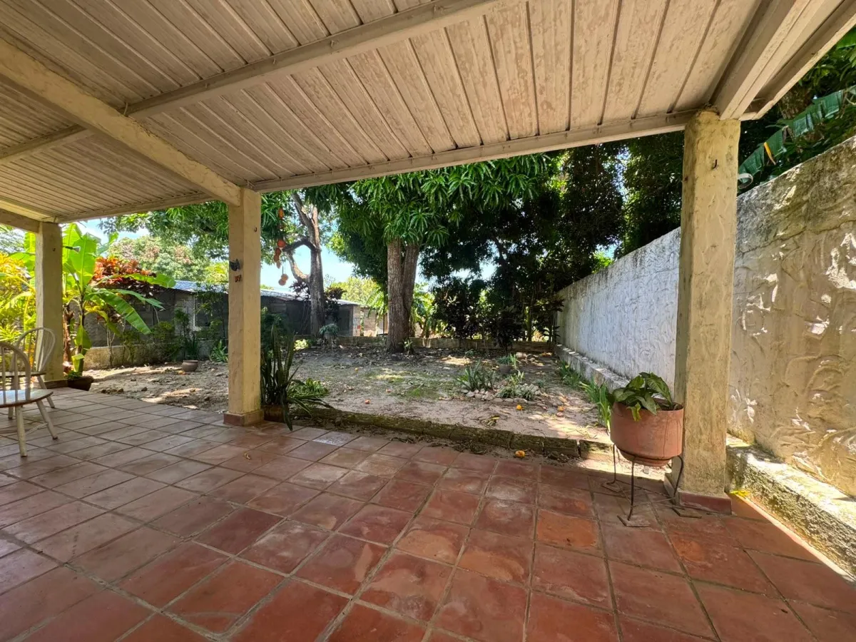 HOUSE FOR SALE IN SAN CARLOS