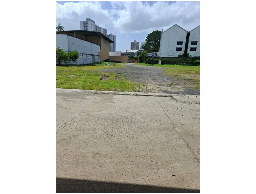 Industrial Warehouse for Rent in Carrasquilla | 600m2