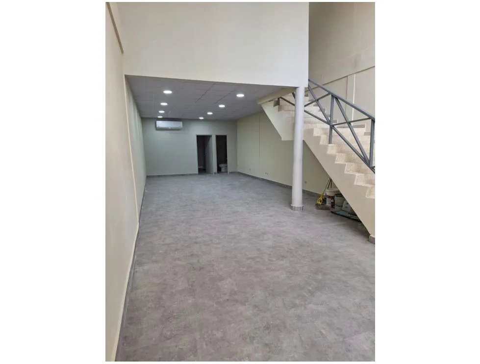 Commercial Space Rental with Mezzanine in San Francisco