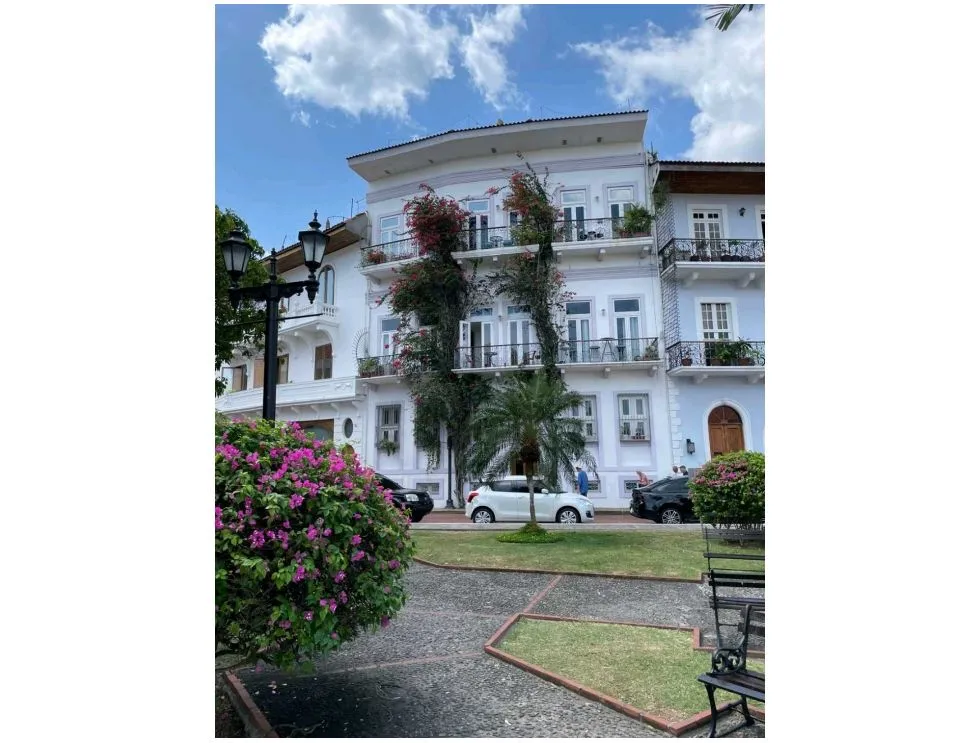 Furnished Apartment Rental in Old Town - 1 Bedroom