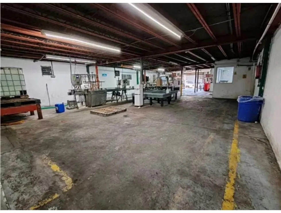 Commercial/Industrial Warehouse for Sale – Orillac, Betania