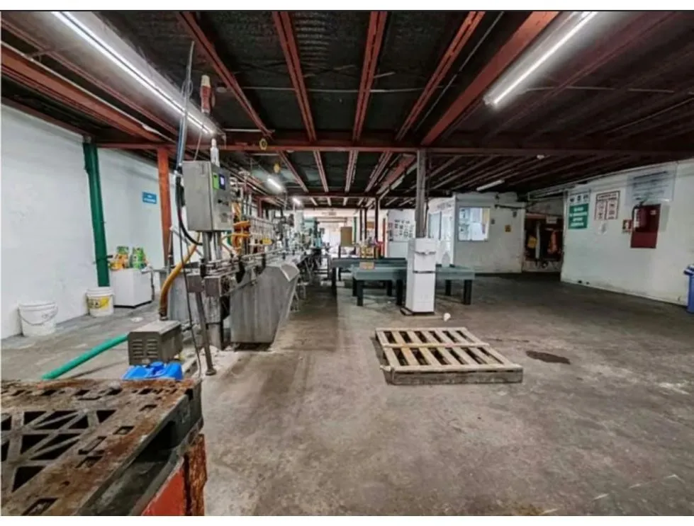 Commercial/Industrial Warehouse for Sale – Orillac, Betania