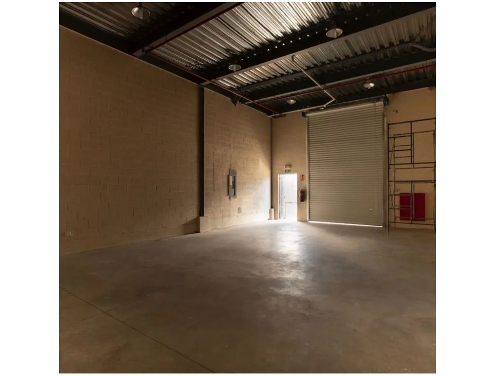 Warehouse for Rent on Vía Tocumen – 460 m²