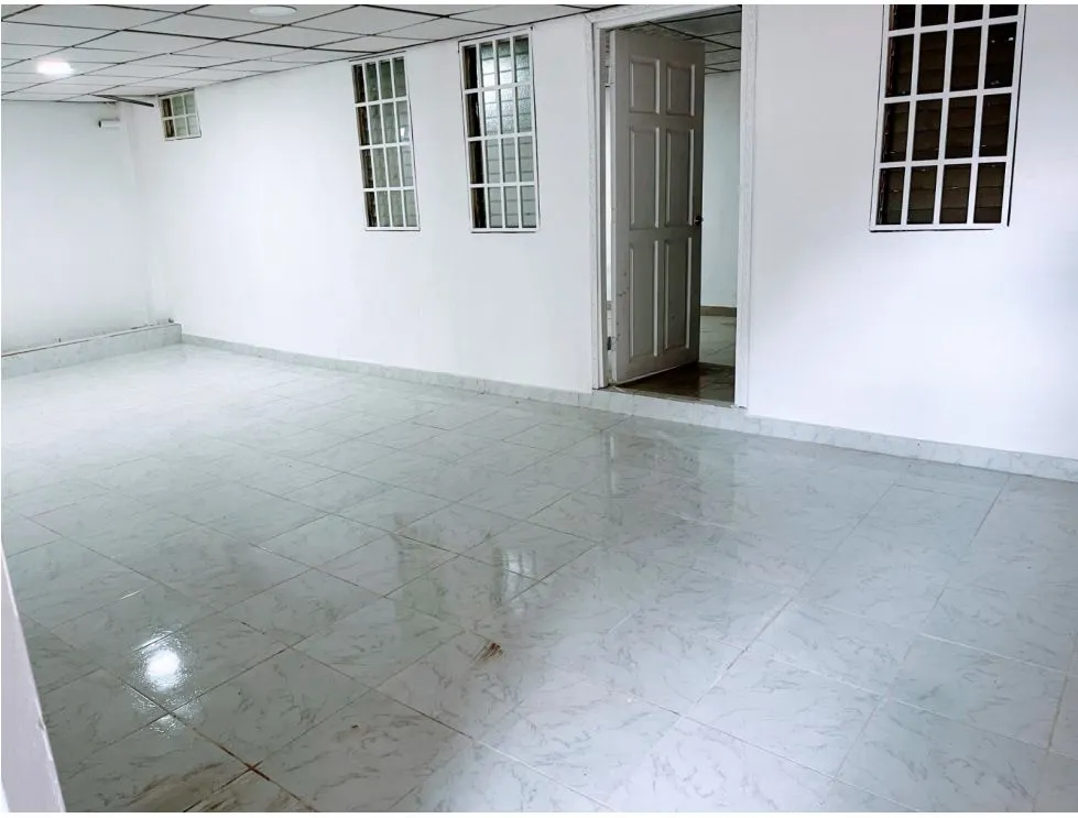 House Rental in Chanis, 290m2