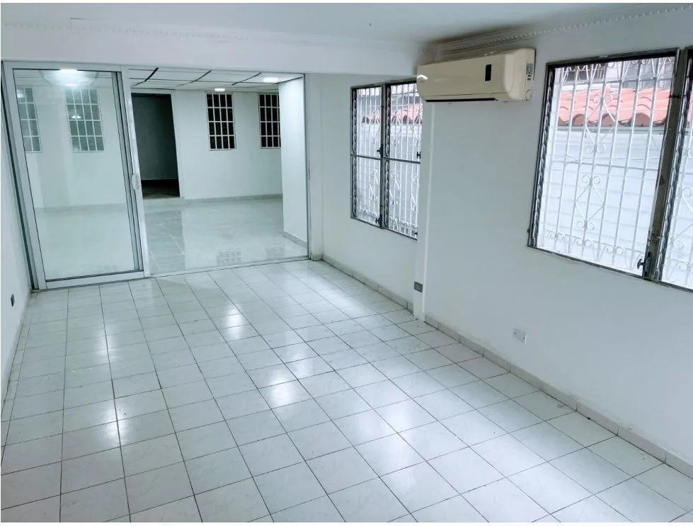 House Rental in Chanis, 290m2
