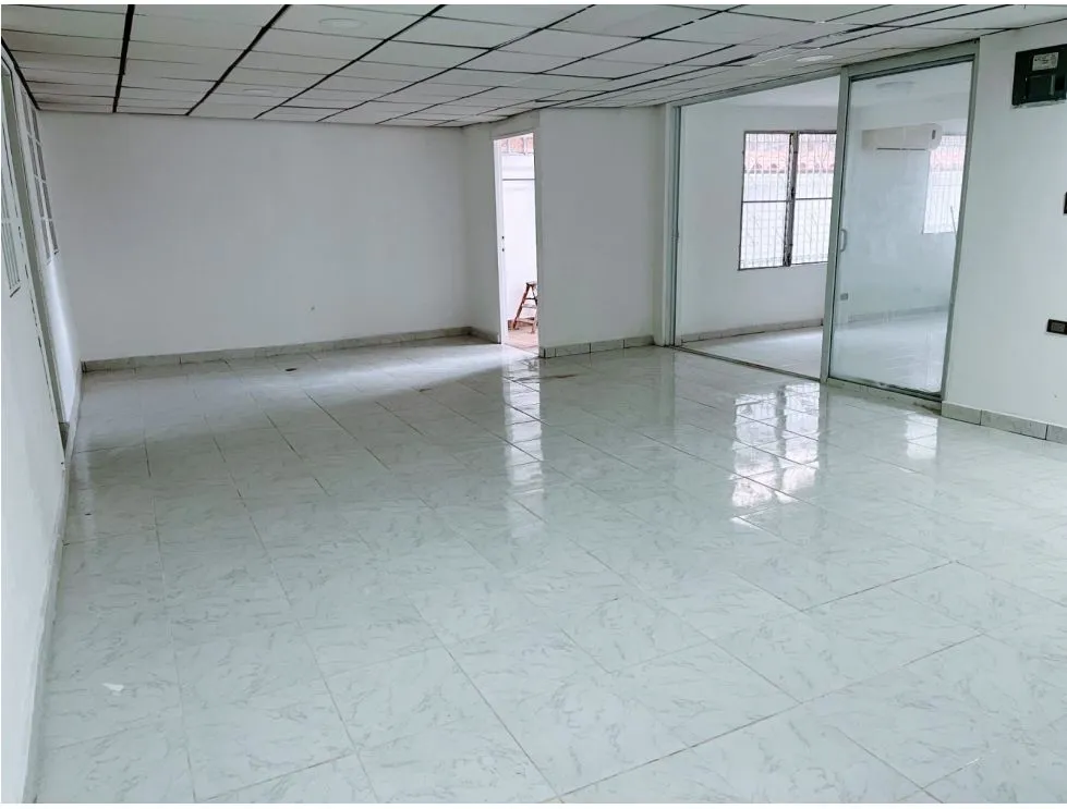 House Rental in Chanis, 290m2