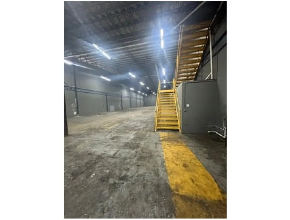 Warehouse Rental in Mañanitas 1,167 M2