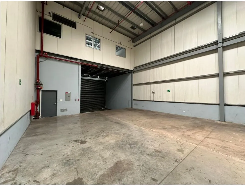 Commercial Warehouse Rental on Via Tocumen 323m2, $2,591