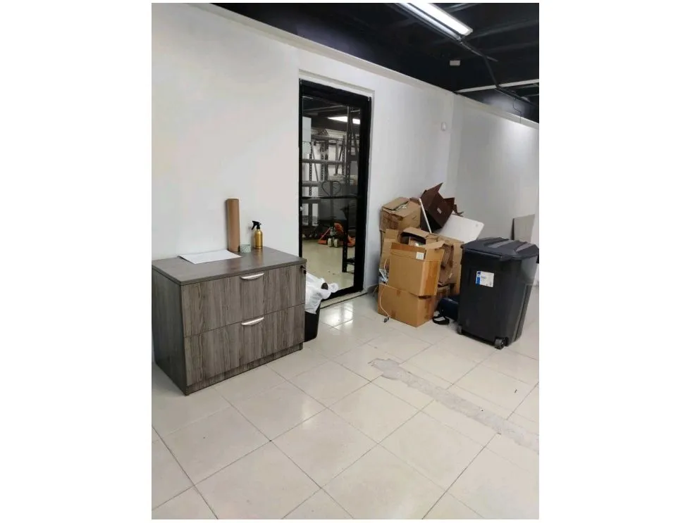 Alquiler de Local Comercian con Showroom en Río Abajo Cod-J012