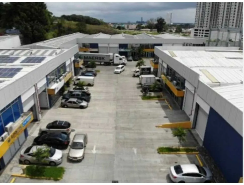 Warehouse Rental on Vía Cincuentenario 317.70 m²