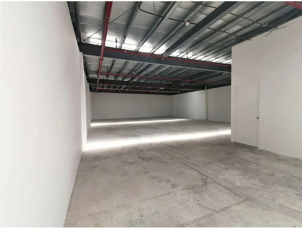 Warehouse or Office-Warehouse in Panama Viejo for Sale - Ideal for Investment
