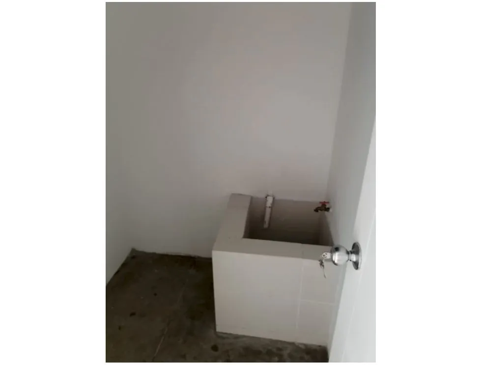 Sale of Warehouse in Central Panama Viejo for Investment