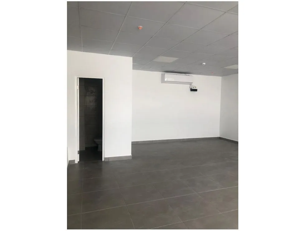 Sale of Warehouse in Central Panama Viejo for Investment
