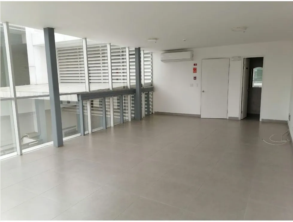 Sale of Warehouse in Central Panama for Investment