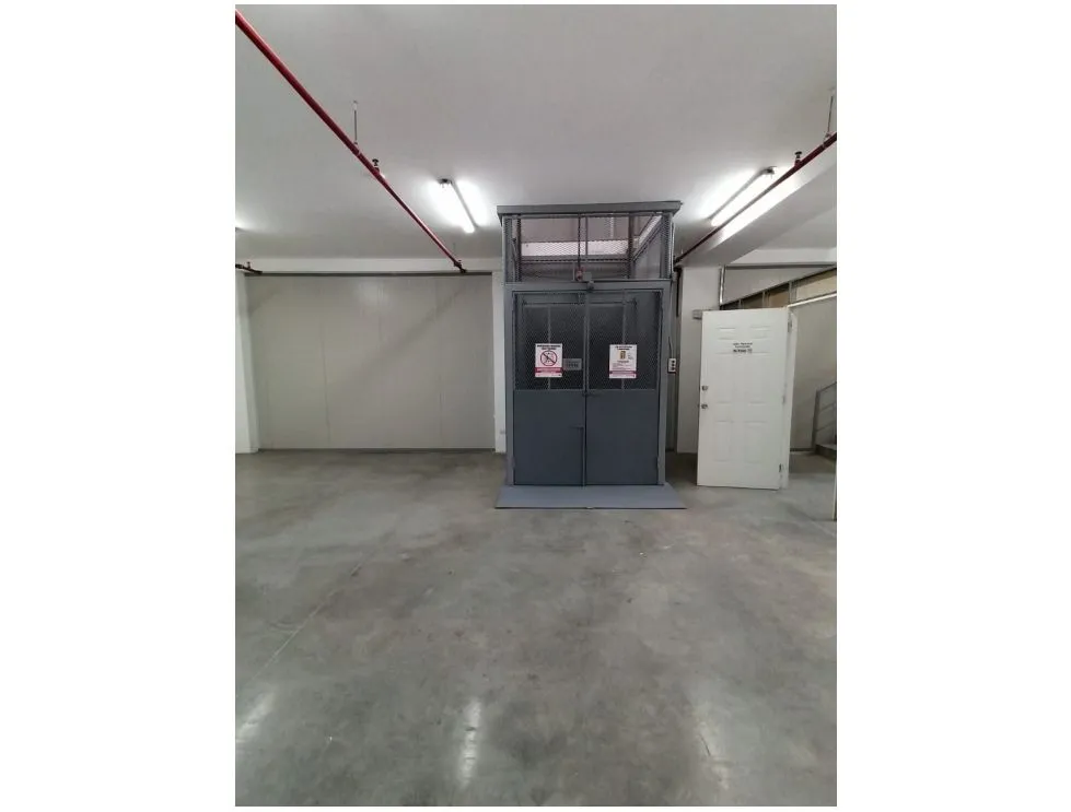 Sale of Warehouse in Central Panama for Investment