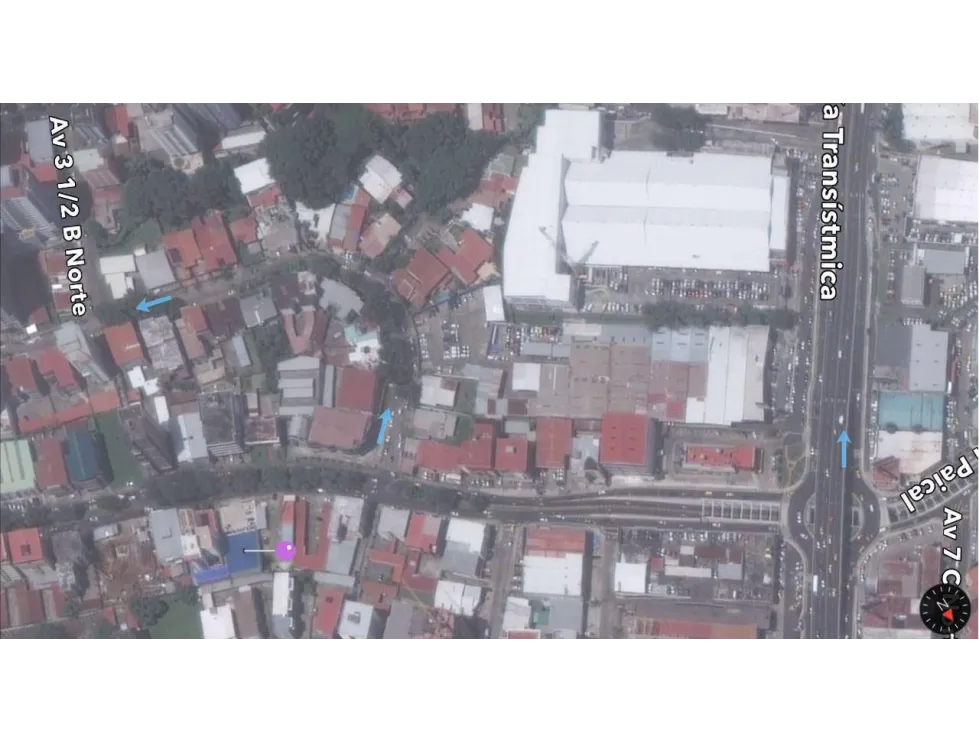Sale of Land with Commercial Spaces in El Carmen 918m2 RM3-C2