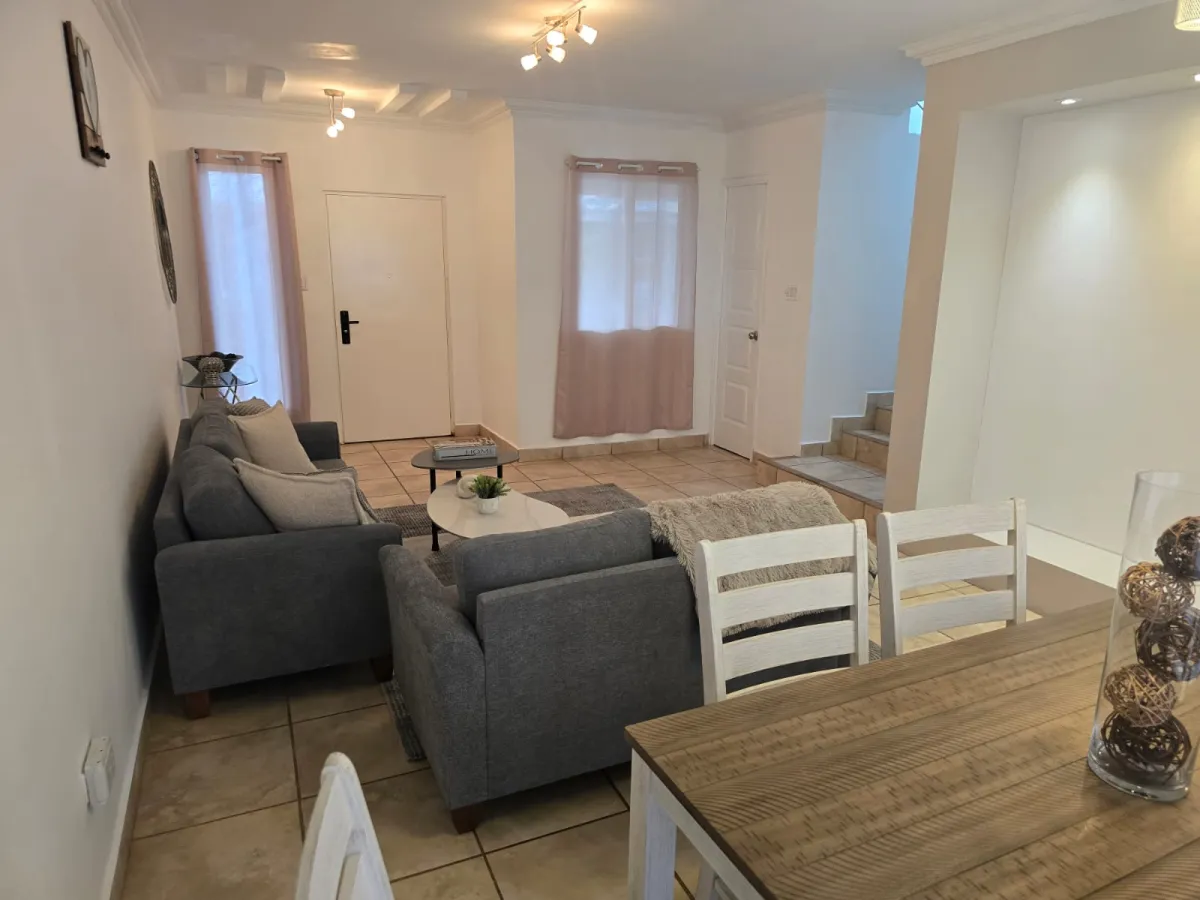 House for Rent in PH Everest – Brisas del Golf Norte (Paseo del Norte)