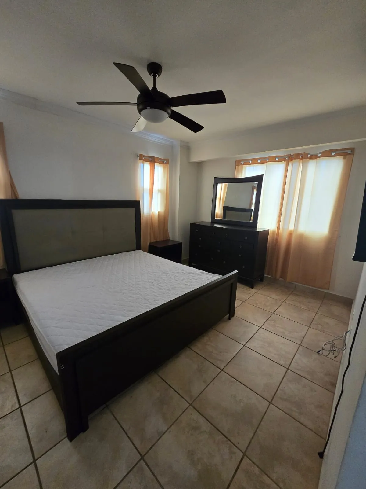 House for Rent in PH Everest – Brisas del Golf Norte (Paseo del Norte)
