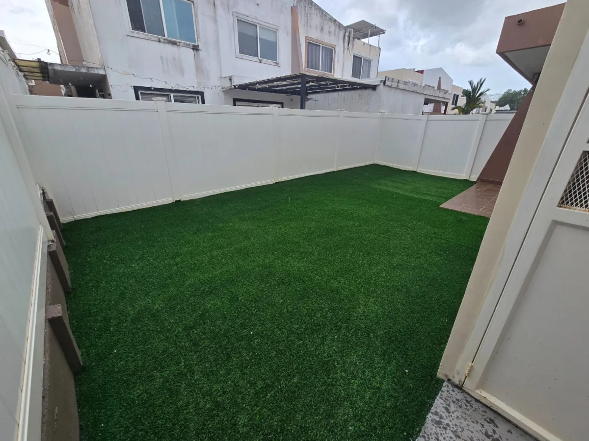 House for Rent in PH Everest – Brisas del Golf Norte (Paseo del Norte)