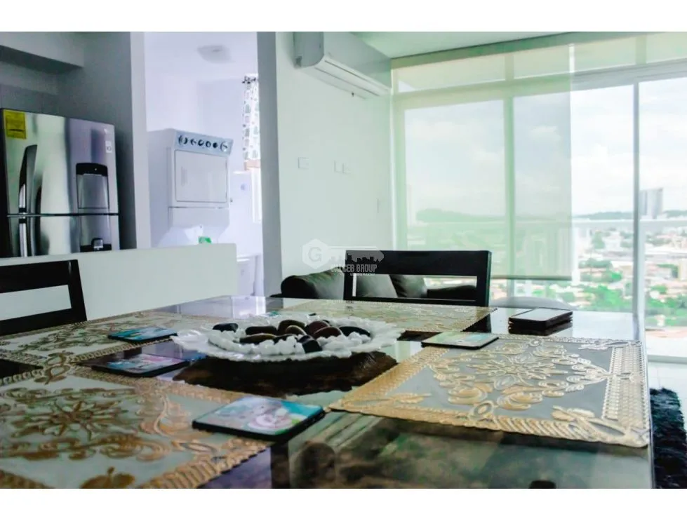 Vía España / Metropolitan Park / 2 Bedrooms / Balcony / White Appliances