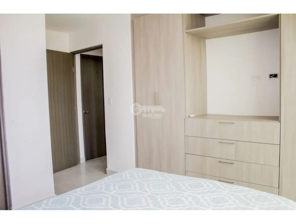 Vía España / Metropolitan Park / 2 Bedrooms / Balcony / White Appliances