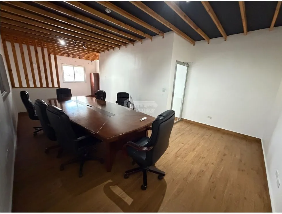 OFFICE / SAN FRANCISCO / 130M / 2 BATHROOMS / 3 LEVELS / KITCHENETTE