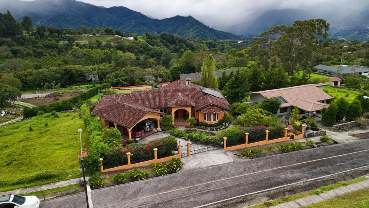 Hillside Home in Boquete Panama