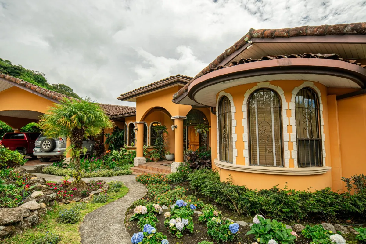 Hillside Home in Boquete Panama