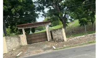 PANAMÁ ESTE  / PACORA / 53,000M / AMPLIO TERRENO / SEMIPLANO