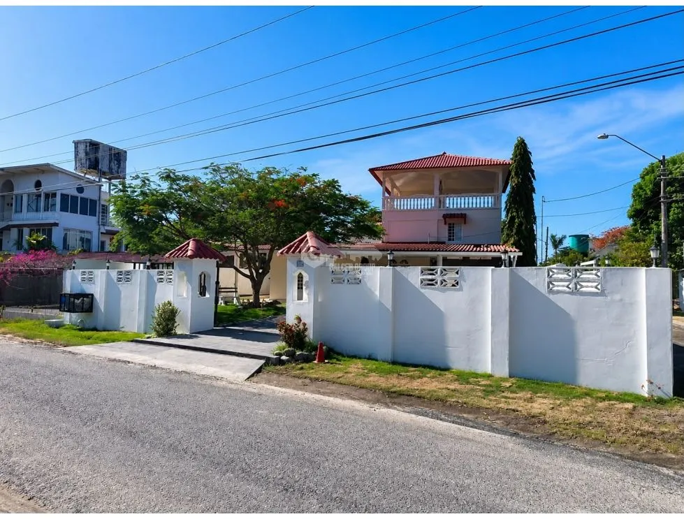 SE VENDE CASA DE PLAYA SAN CARLOS EL PALMAR 558M 5 HABITACIONES 3 PISO