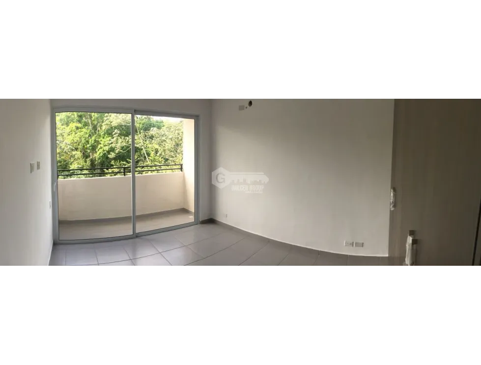 SE VENDE APARTAMENTO EN ARRAIJAN PH LA SIERRA 72M CON AREAS VERDES