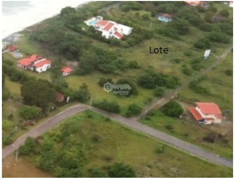LARGE LAND FOR SALE IN CHAME GORGONA 4000 M2 CLOSE TO THE BEACH